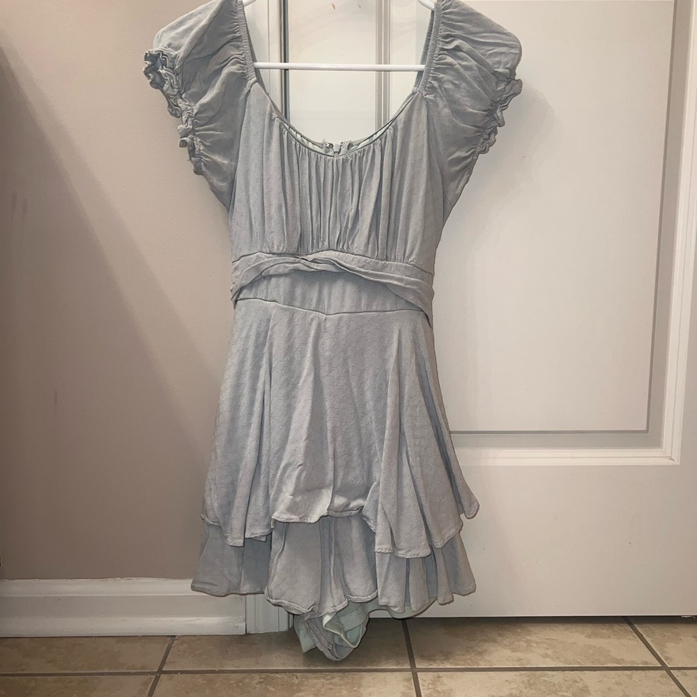 Romper - Picture 2 of 4